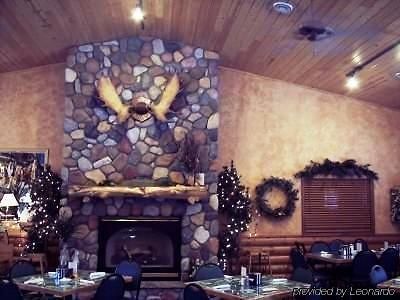 Pine Peaks Lodge & Suites Cross Lake Interiør billede