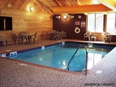 Pine Peaks Lodge & Suites Cross Lake Faciliteter billede